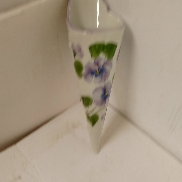 Andrea by Sadek Vintage Cone Bud Vase Sconce Floral  Pansies Porcelain Ceramic - Picture 4 of 5